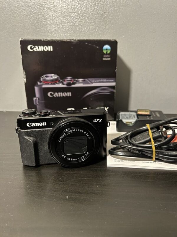 Canon Powershot G7 X Mark Ii Compact Camera - Black + 128 Sd Card - Image 2