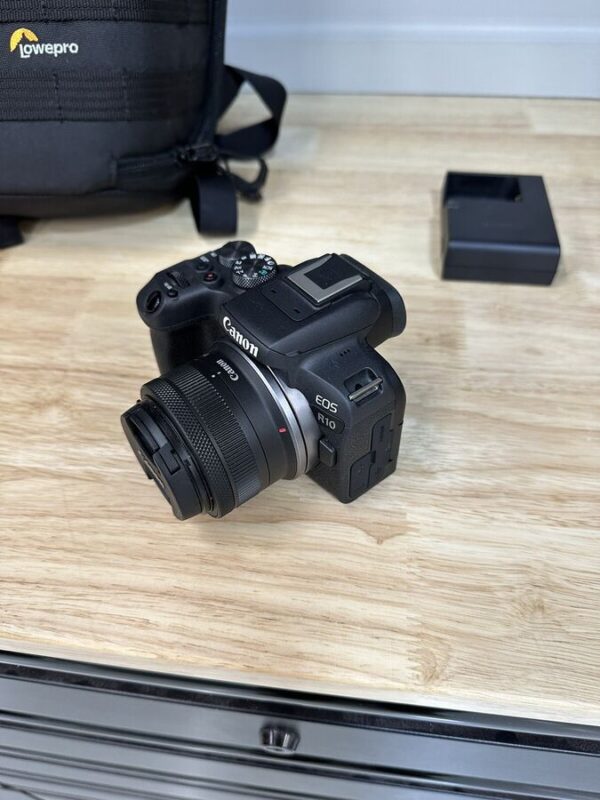 Canon Eos R10 24.2Mp Mirrorless Camera - Black (Rf-S 18-45Mm F/4.5-6.3 Is Stm) - Image 9