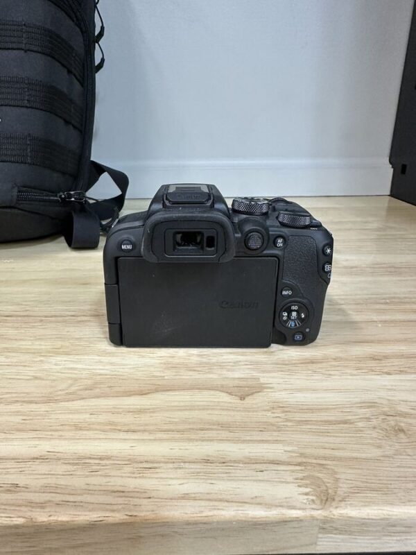 Canon Eos R10 24.2Mp Mirrorless Camera - Black (Rf-S 18-45Mm F/4.5-6.3 Is Stm) - Image 7