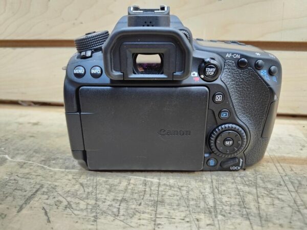 Canon Eos 80D With Canon Zoom Lens 18-55Mm & 55-250Mm & Accessories - Image 7