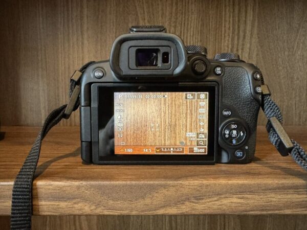 Canon Eos R10 Mirrorless Camera With Rf-S 18-45 F/4.5-6.3 Is Stm Lens - Black - Image 7