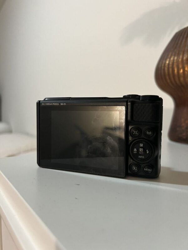 Canon Powershot Sx740 Hs 20.3Mp Point & Shoot Digital Camera Black - Pre Owned - Image 5