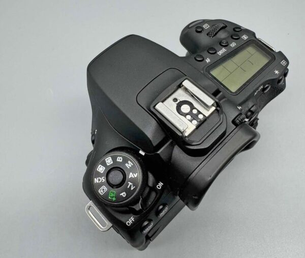 Canon Eos 90D 32.5 Mp Digital Slr Dslr Camera Body - Shutter Count: 9,000 - Image 7
