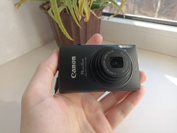 Canon Powershot Elph 110 Hs Black 16.0Mp Digital Camera