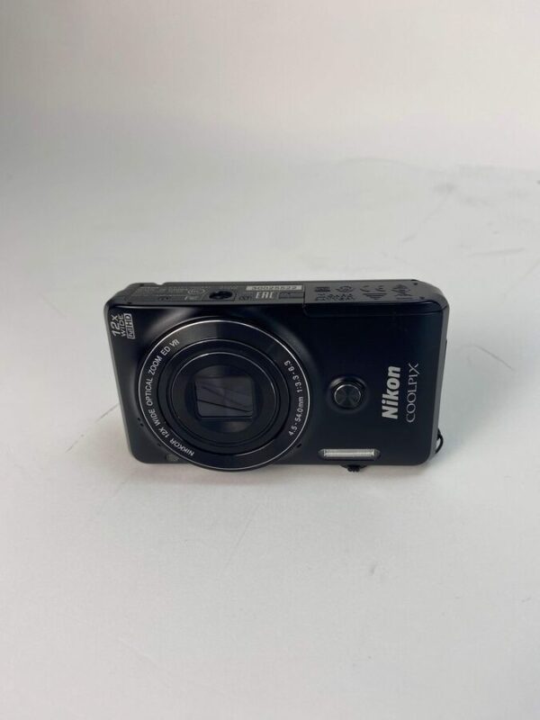 Nikon Coolpix S6900 16.0Mp Compact Camera