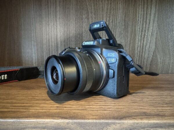 Canon Eos R10 Mirrorless Camera With Rf-S 18-45 F/4.5-6.3 Is Stm Lens - Black - Image 10