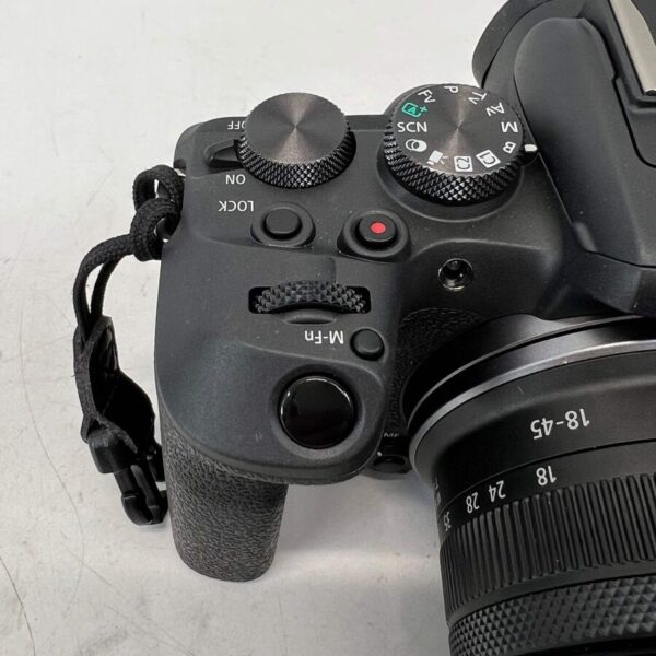 Canon Eos R10 24.2Mp Mirrorless Dslr - Image 4