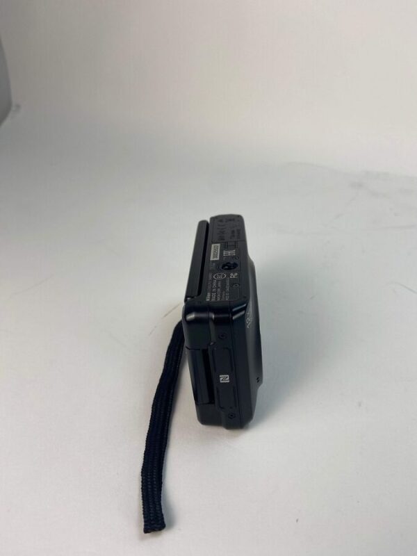 Nikon Coolpix S6900 16.0Mp Compact Camera - Image 4