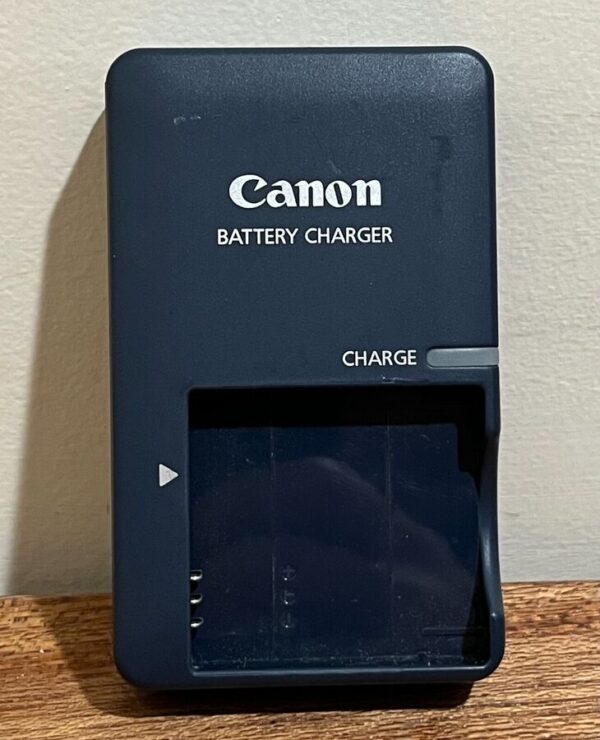 Canon Powershot Elph 100 Hs / Ixus 115 Hs 12.1Mp Digital Camera - Image 10