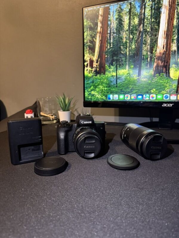 Canon Eos M50 Mirrorless Camera - Black (15-45Mm & 55-200Mm Lens) Mint Cond. - Image 2