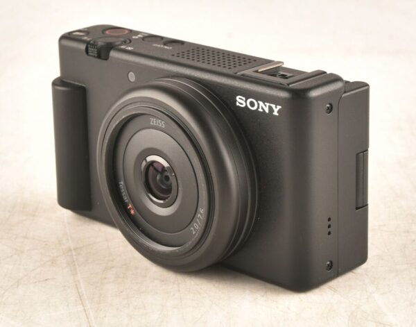 Sony Zv-1F 20.1Mp 4K F/2 Vlogging Digital Camera - Black - Image 7