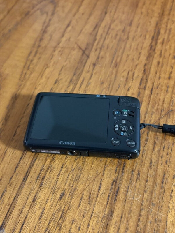 Canon Powershot Elph Sd1400 Is 14.1Mp Digital Camera Digicam Bundle Black - Image 2