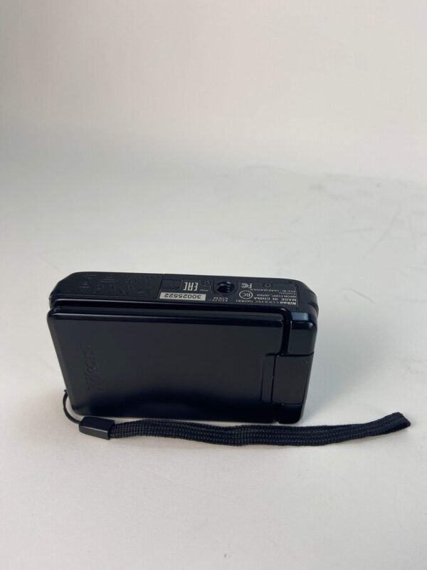 Nikon Coolpix S6900 16.0Mp Compact Camera - Image 3