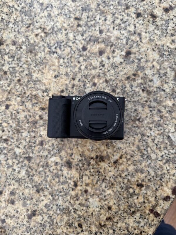 Sony Zv-E10 Mirrorless Camera With 16-50Mm Lens (Black) - Image 2