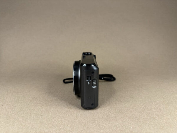 Canon Powershot Sx720 Hs 20.3Mp Digital Camera - Black (Body Only) With Cracked Screen - Image 4