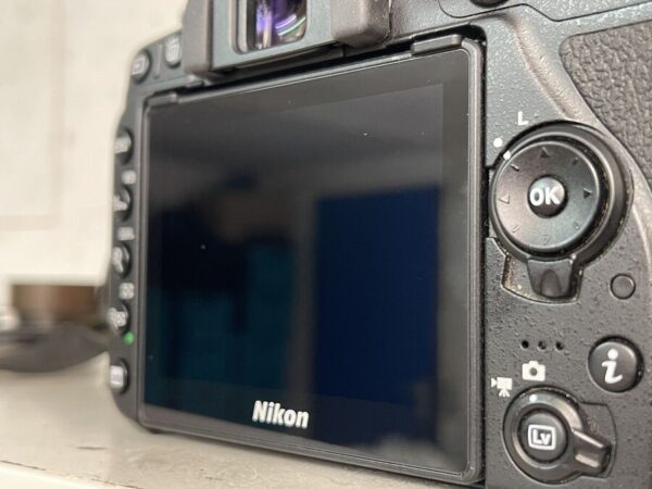 Nikon D7500 D 7500 Slr Film Camera Dx Slr Camera 20.9 Mp Body Near Mint Condition - Image 10