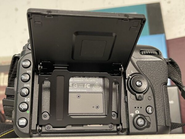 Nikon D7500 D 7500 Slr Film Camera Dx Slr Camera 20.9 Mp Body Near Mint Condition - Image 17
