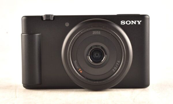 Sony Zv-1F 20.1Mp 4K F/2 Vlogging Digital Camera - Black - Image 5
