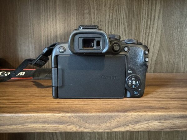 Canon Eos R10 Mirrorless Camera With Rf-S 18-45 F/4.5-6.3 Is Stm Lens - Black - Image 11