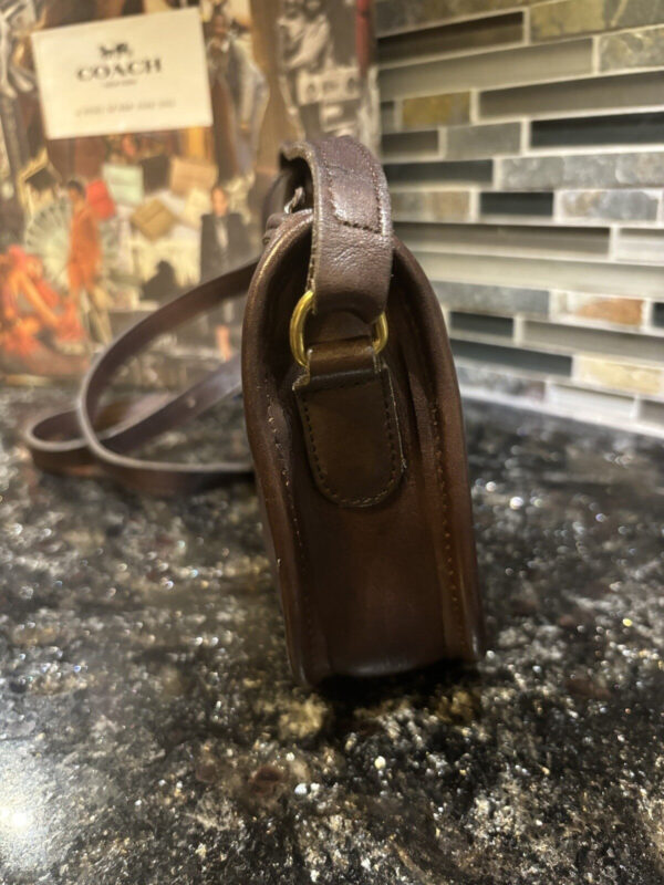 Vintage Coach Leather Zippered Wendie Swinger Crossbody 9031 Mahogany Brown - Image 3