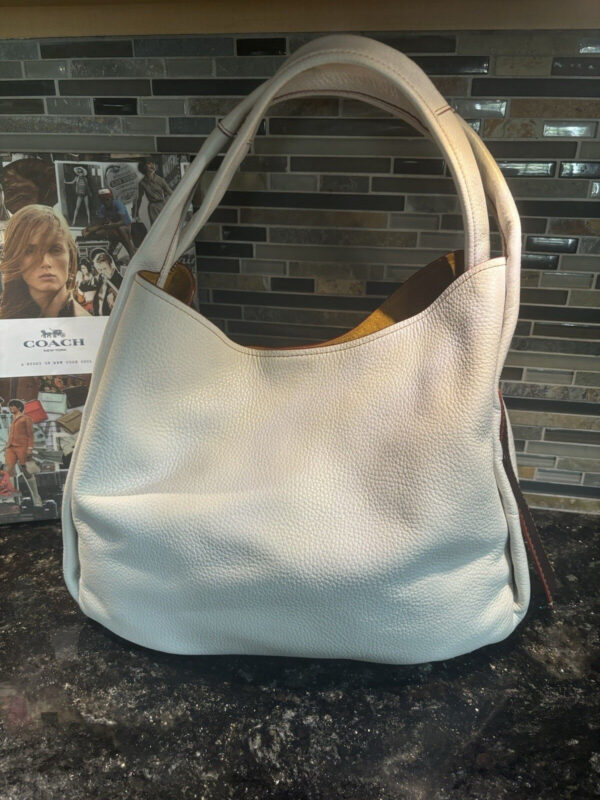 COACH 1941 BANDIT HOBO 39 Glovetanned Pebble Leather Handbag Chalk 86760 - Image 3