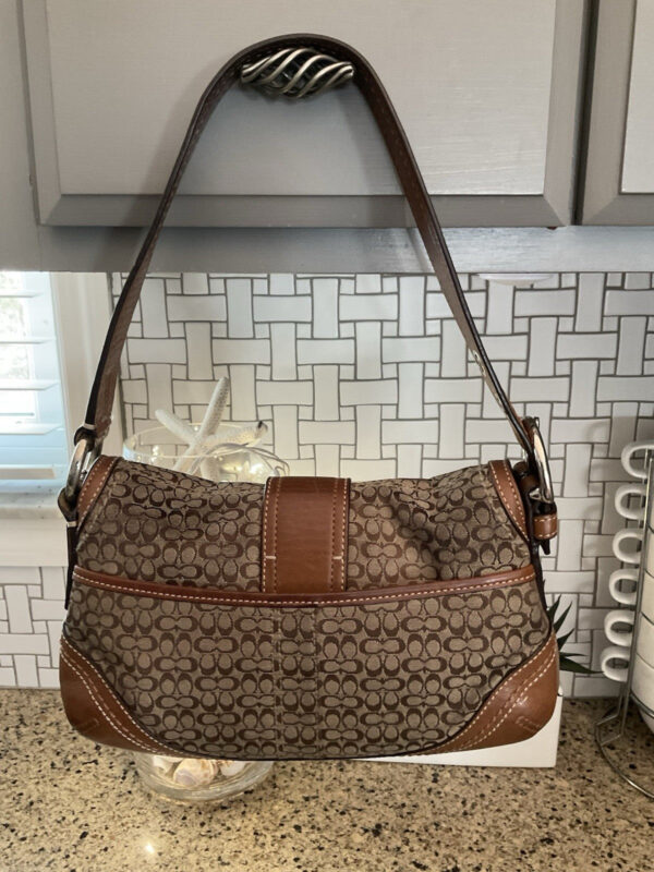 COACH Vintage SOHO Signature Buckle Flap Leather Bag 10925 Brown - Image 2