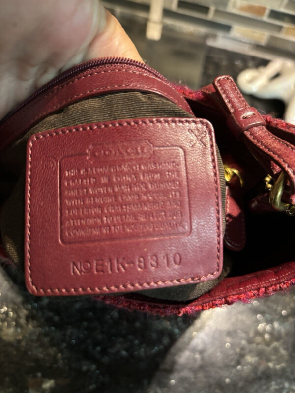 Vintage COACH Girlie Nappa Lamb Nappa Leather Alpaca Wool Handbag 8310 Red - Image 9