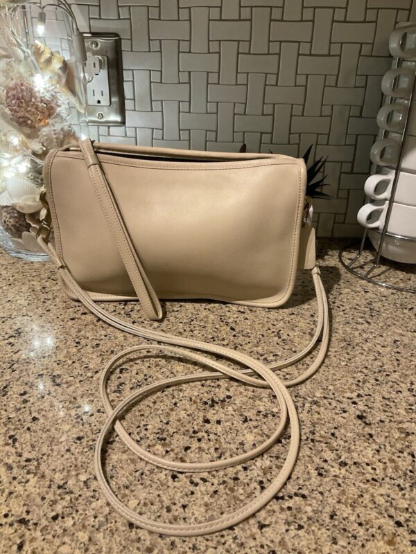 Vintage Coach Bonnie Cashin Leather Clutch/Basic Bag Crossbody Bone 9455