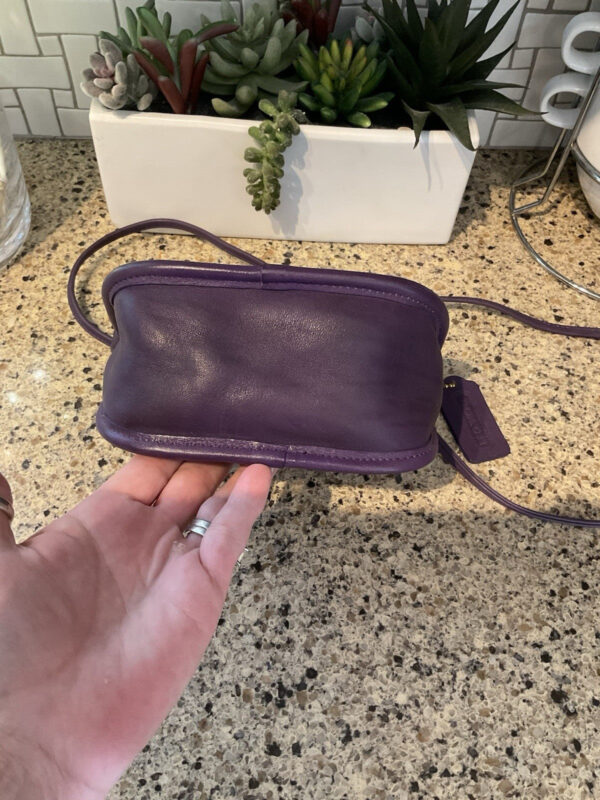 COACH VINTAGE HADLEY ZIP LEATHER CROSSBODY 9935 USA Purple - Image 7