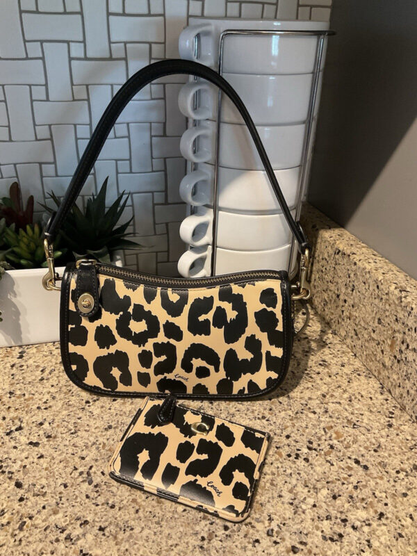 Coach Retail Leopard Printed Mini Leather Swinger 20 & Credit Card Case CM513