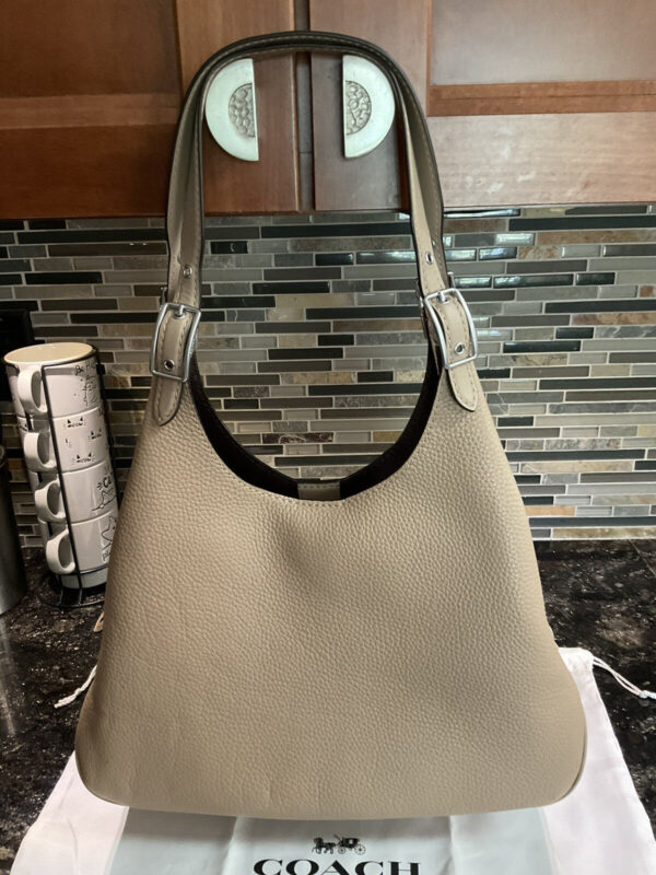 COACH 1941 CASS HOBO Glovetanned Leather Black 89004 Taupe - Image 2