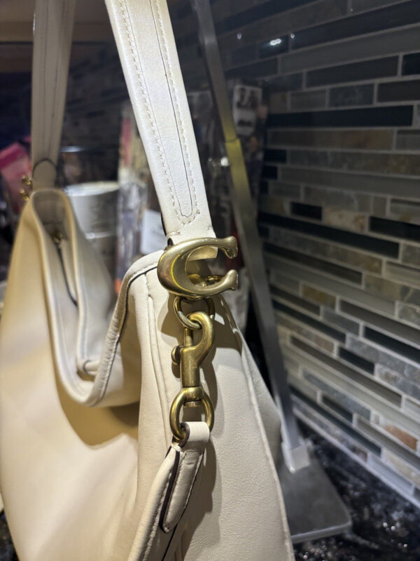 Coach C6340 Tabby Hobo Shoulder Handbag  Leather Chalk Ivory - Image 4
