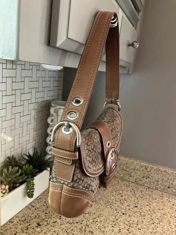 COACH Vintage SOHO Signature Buckle Flap Leather Bag 10925 Brown - Image 4