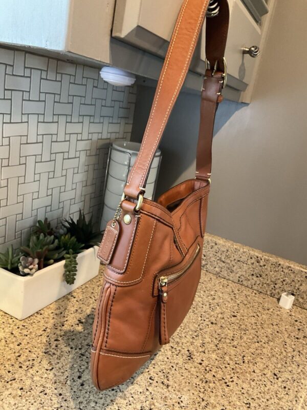 Coach Vintage Hamptons Leather Shoulder Hobo Bag 11043 Gossip Girl Cognac - Image 6
