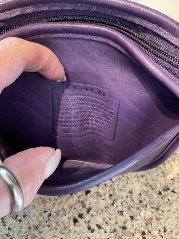 COACH VINTAGE HADLEY ZIP LEATHER CROSSBODY 9935 USA Purple - Image 8