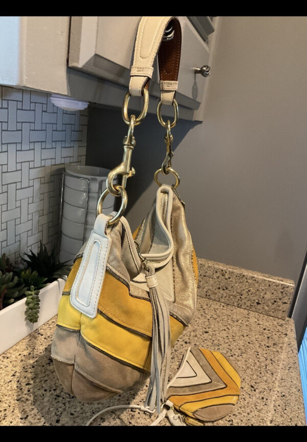 Coach Vintage Soho Limited Edition Suede Leather Chevron Hobo Shoulder Bag 3664 - Image 4