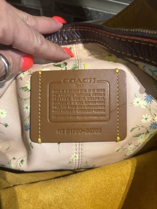 COACH 1941 BANDIT HOBO 39 Glovetanned Pebble Leather Handbag Chalk 86760 - Image 15