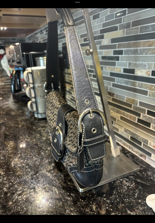 COACH Vintage SOHO Signature Buckle Flap Leather Bag 6818 Black - Image 3